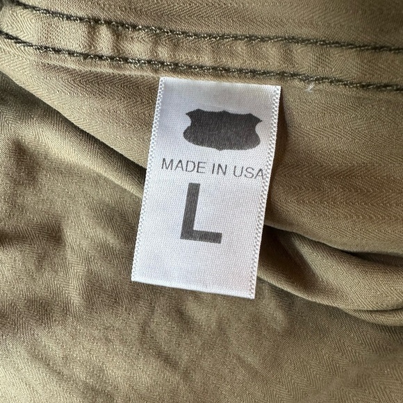 Civilianaire Green Camo “Officer Zip Vest” Men’s Size Large New With Tags! - Picture 9 of 10